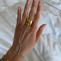 Viral Hand Chains: Anti Tarnish Waterproof